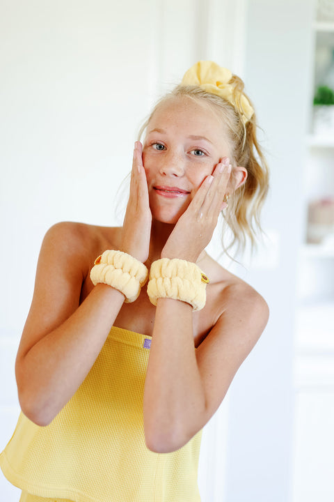Hands Cloud Wristband